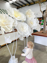 ARABELLA Medium - Giant Crepe Paper Flower for Hire