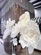 ARABELLA Medium - Giant Crepe Paper Flower for Hire