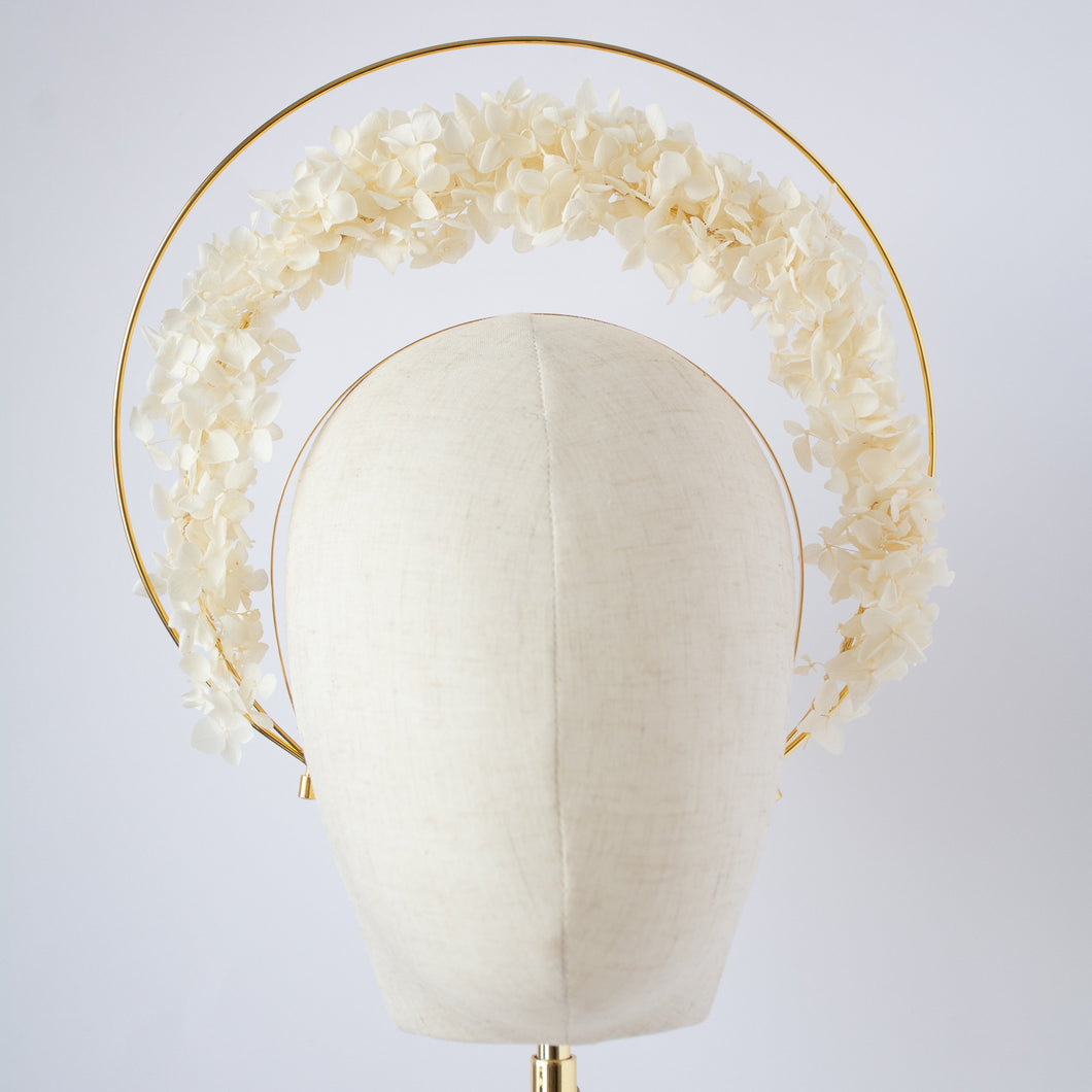 Cream Preserved Hydrangea Triple Flower Headband